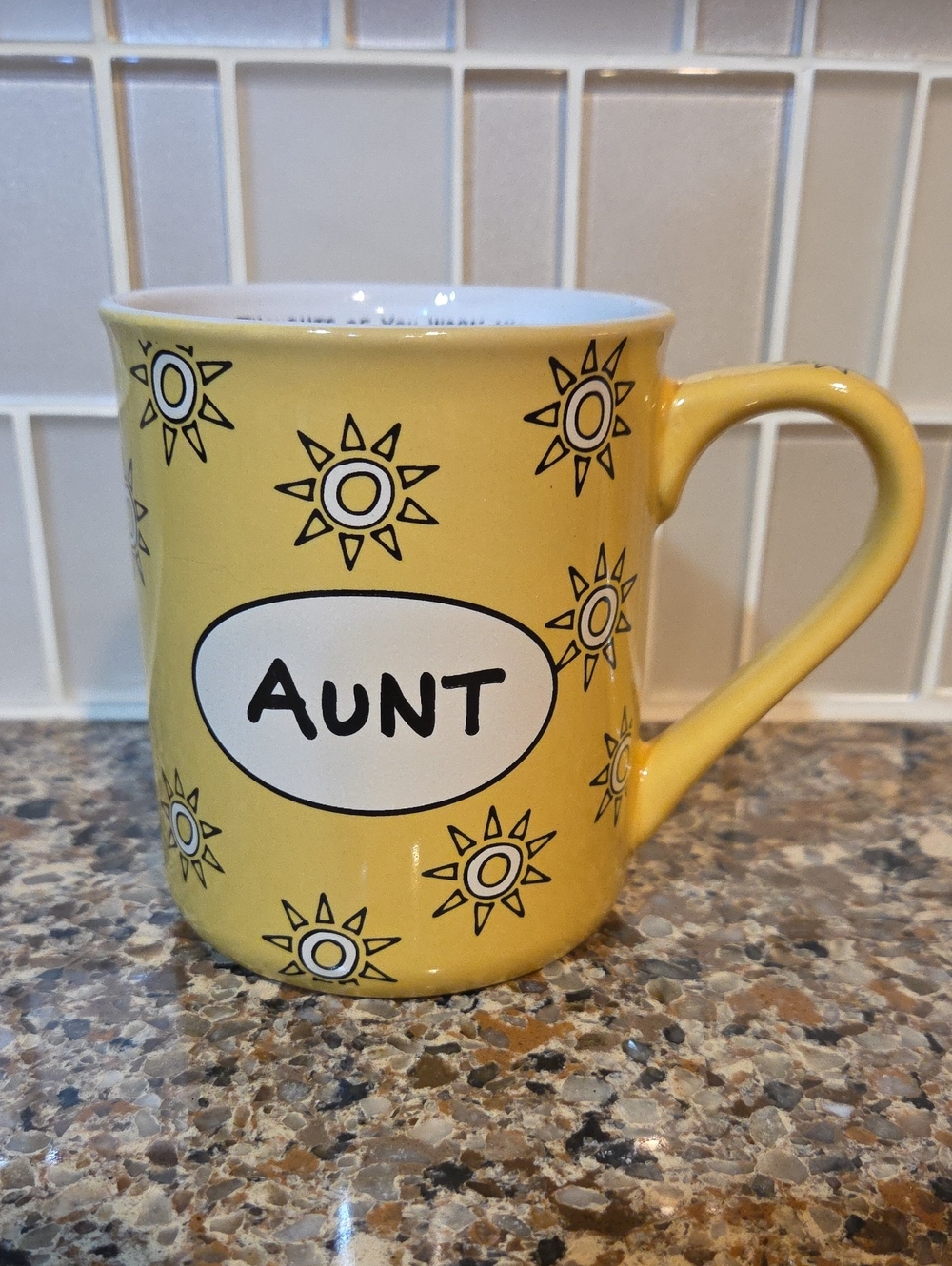 YOU'RE THE FAVORITE AUNT MUG LORRIE VEASEY